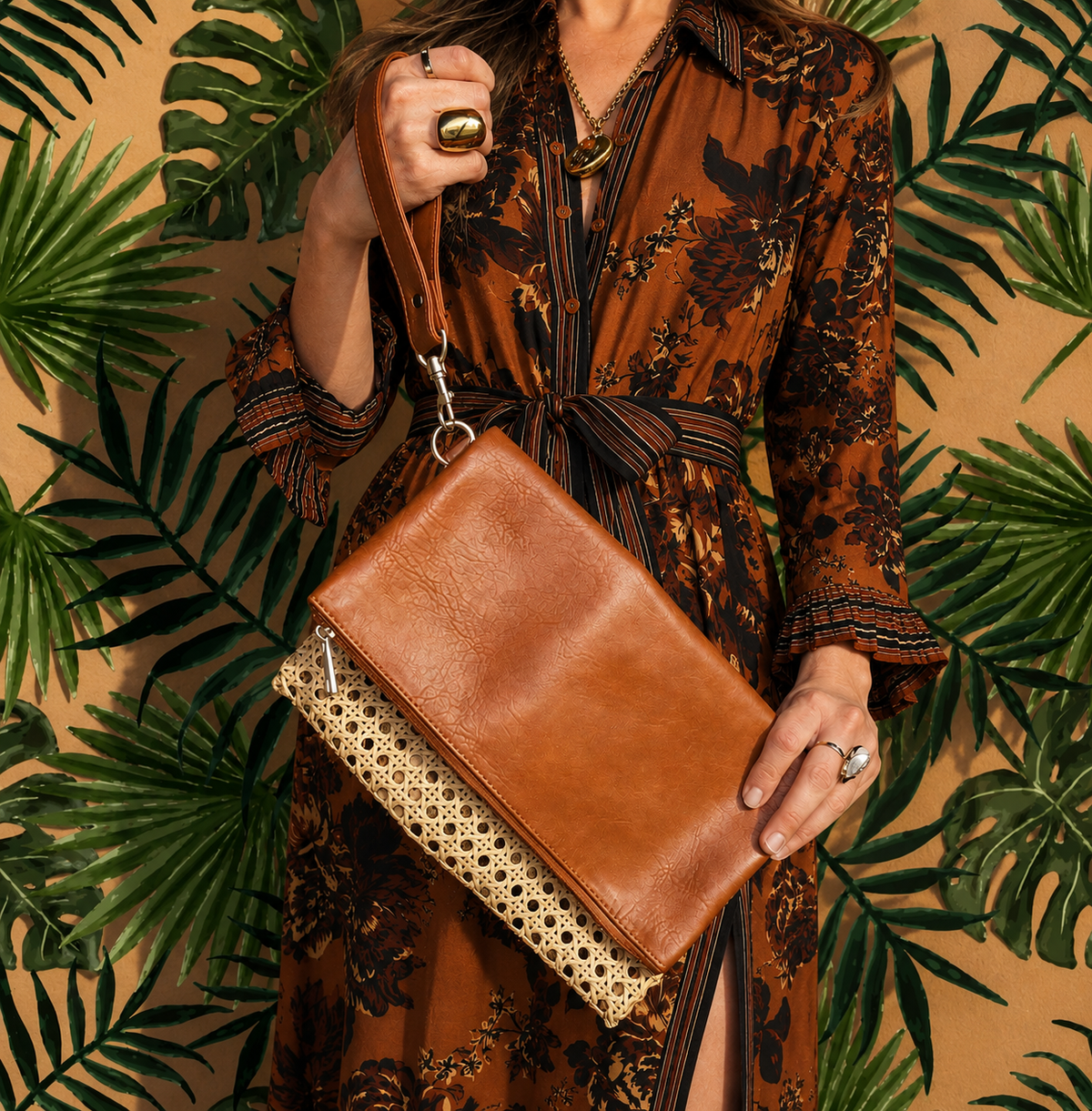 Tradd Clutch - Wholesale